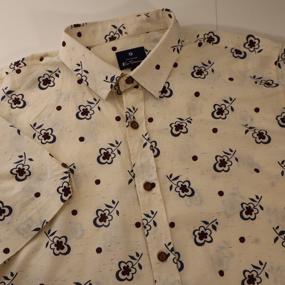 Ben Sherman Mens Floral Short Sleeve Button Up Shirt Cream Large